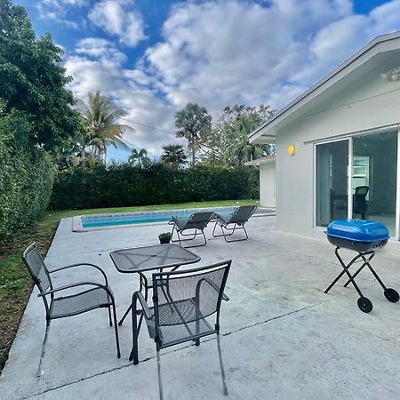 King'S Courtyard View Room Miami Bagian luar foto